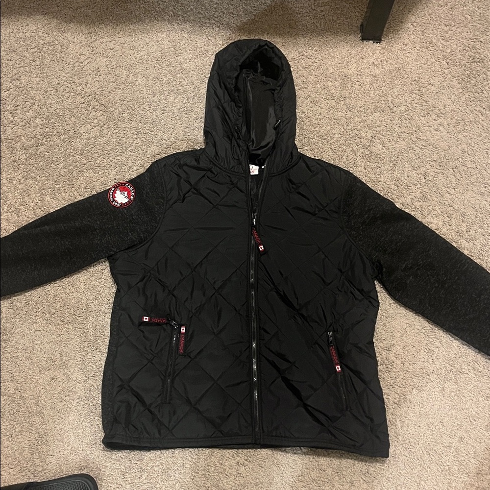 Canada Weather Gear Quilted Hooded Hybrid Jacket, Black and Grey Color, 3XL